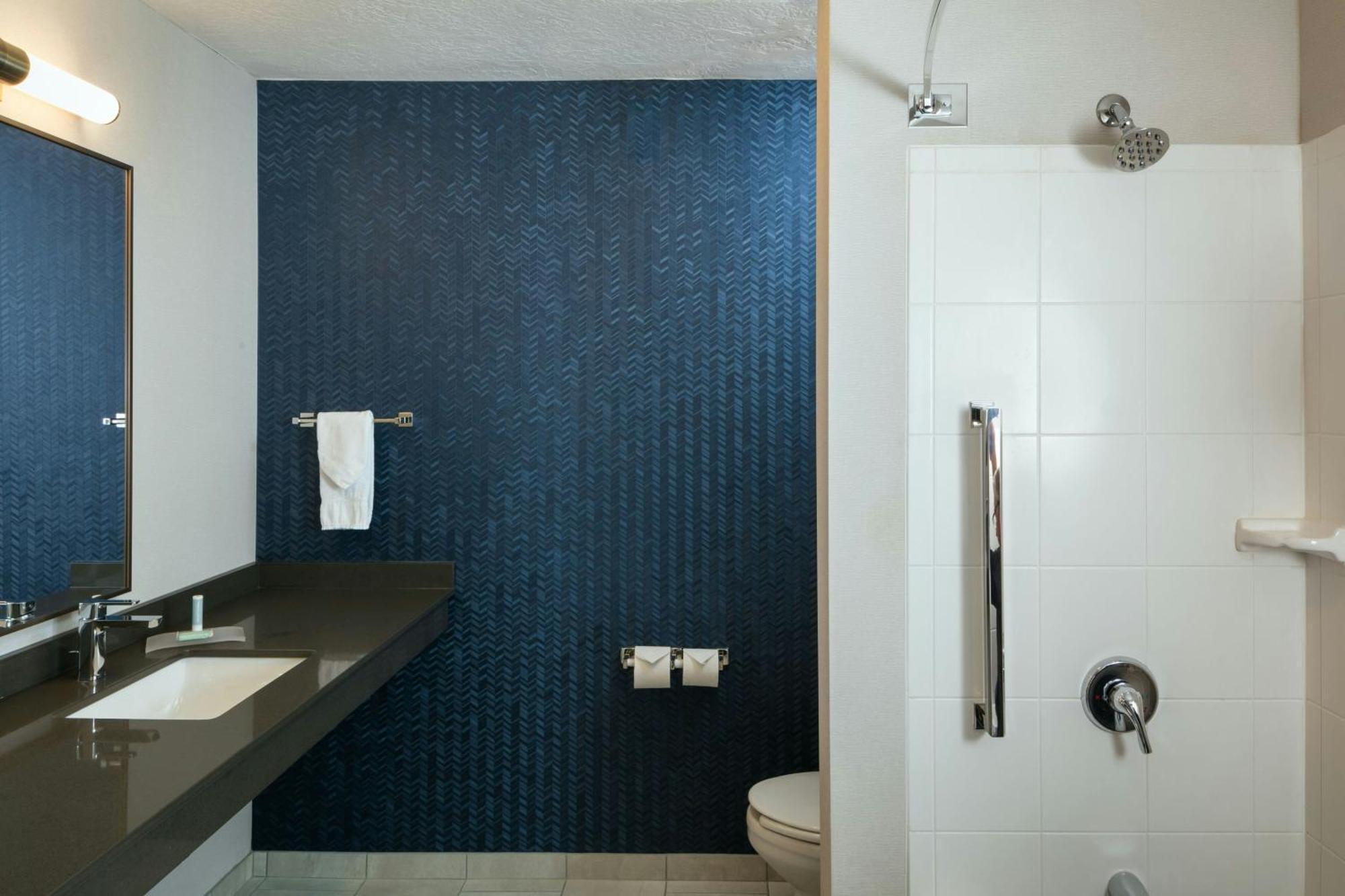Fairfield Inn & Suites By Marriott Anchorage Midtown מראה חיצוני תמונה
